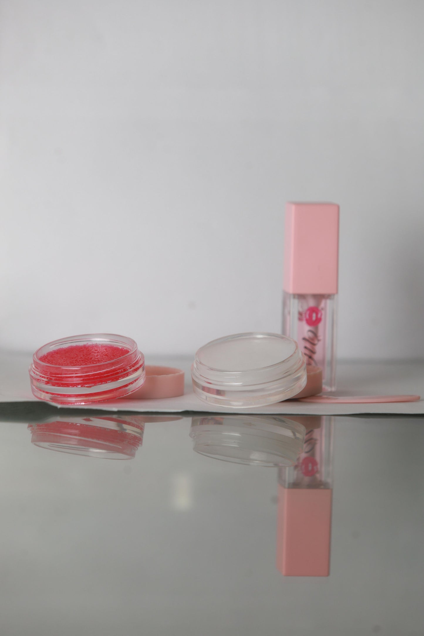 3 in 1 lip scrub