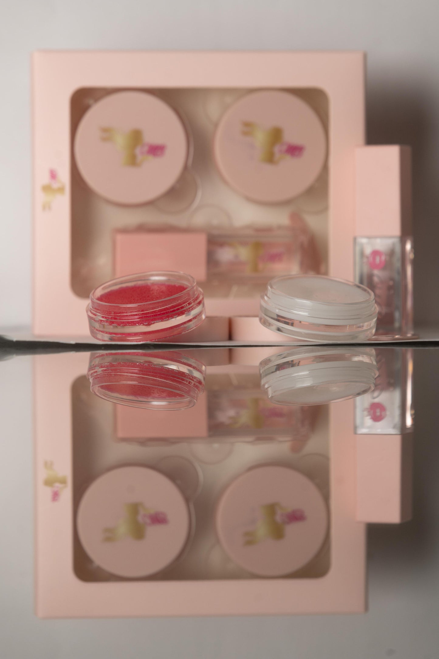 3 in 1 lip scrub
